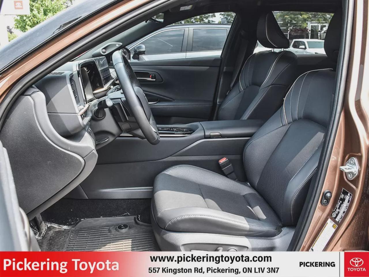 2025 Toyota Crown Signia Limited Photo