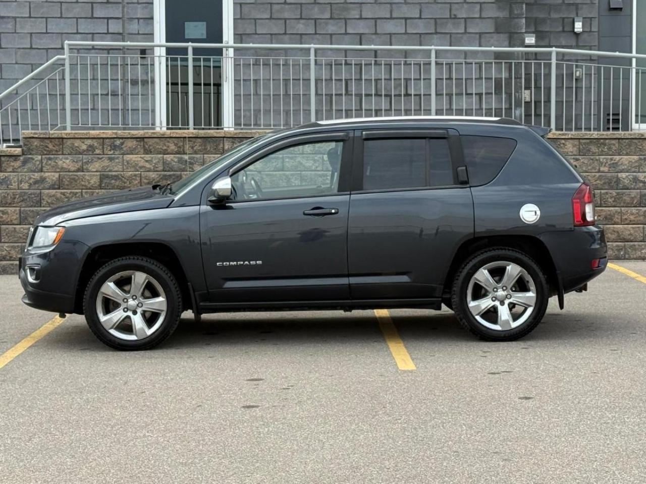 2015 Jeep Compass Limited | DEMO SPECIAL Photo2