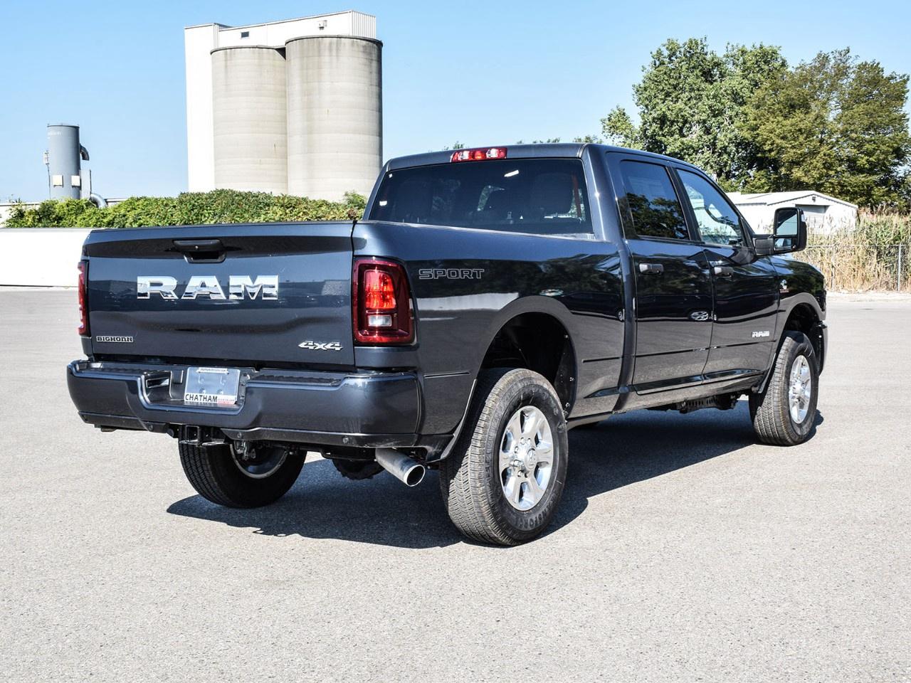 2026 RAM 2500 Big Horn 4x4 Crew Cab 6'4" Box Photo3