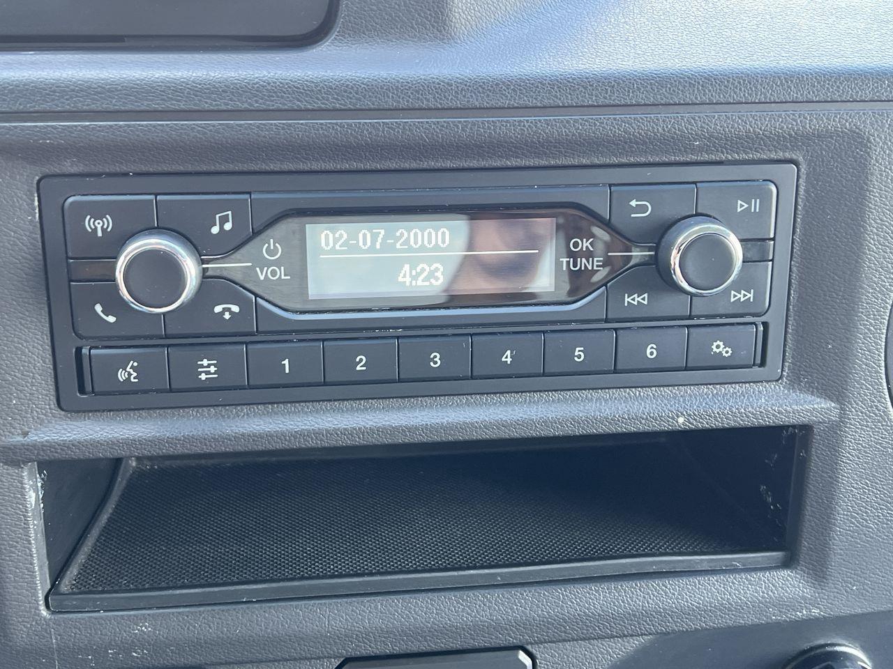 2022 Ford E450 Cutaway PREVIOUS DAILY RENTAL - LEATHER SEATS, SIRIUS XM, 2 PASSENGER, Photo