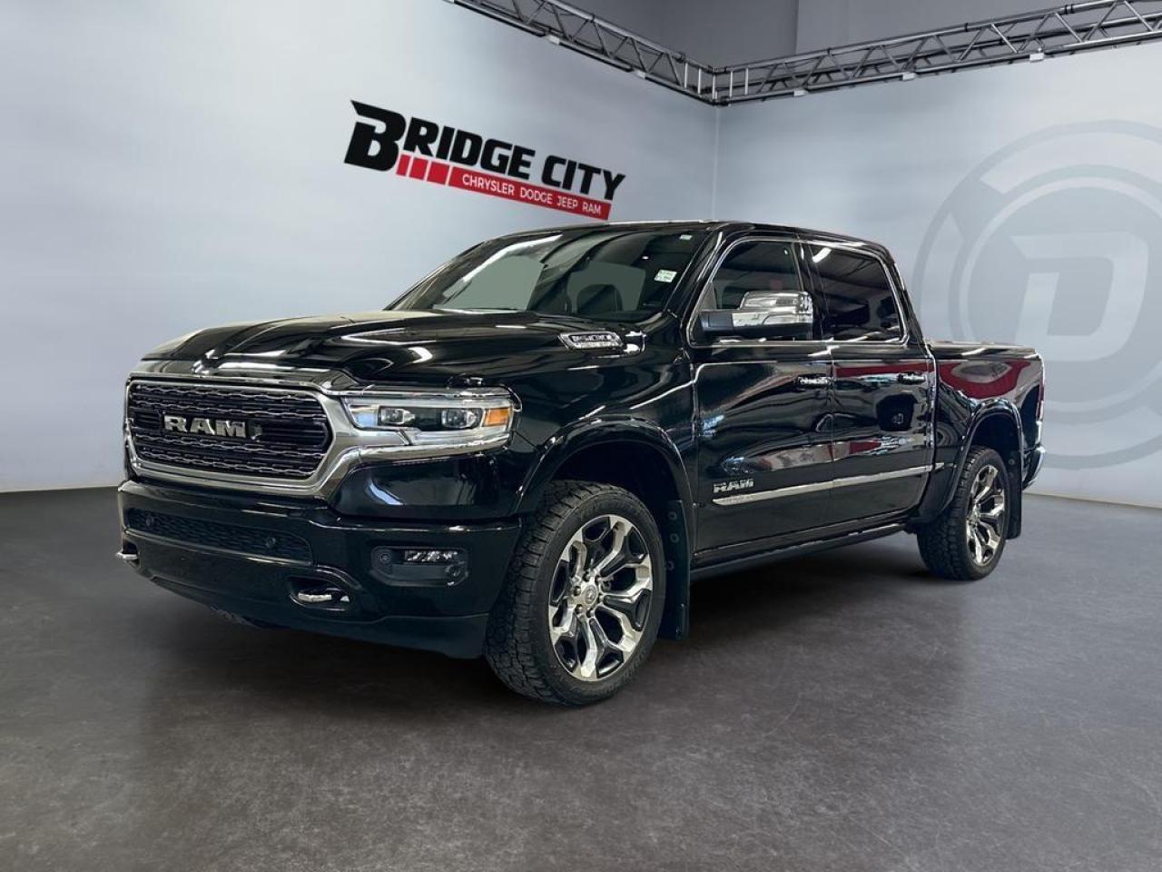 Used 2022 RAM 1500 Limited 5.7L HEMI - 3.92 Rear Towing - Panoramic Sunroof - 22 Wheels - Power Side Steps - Leather - Body Colour Bumpers for sale in Lethbridge, AB
