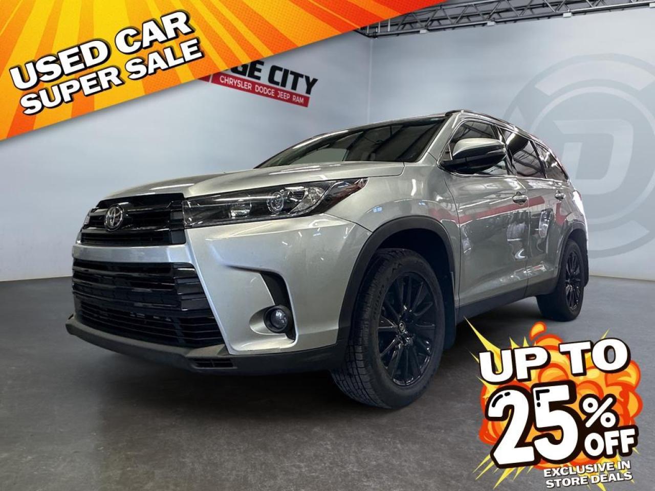 Used 2019 Toyota Highlander XLE 7 Passenger - Leather Seats - Sunroof - Navigation - Heated Seats - Power Liftgate - Blind Spot - Adaptive Cruise - AWD for sale in Lethbridge, AB