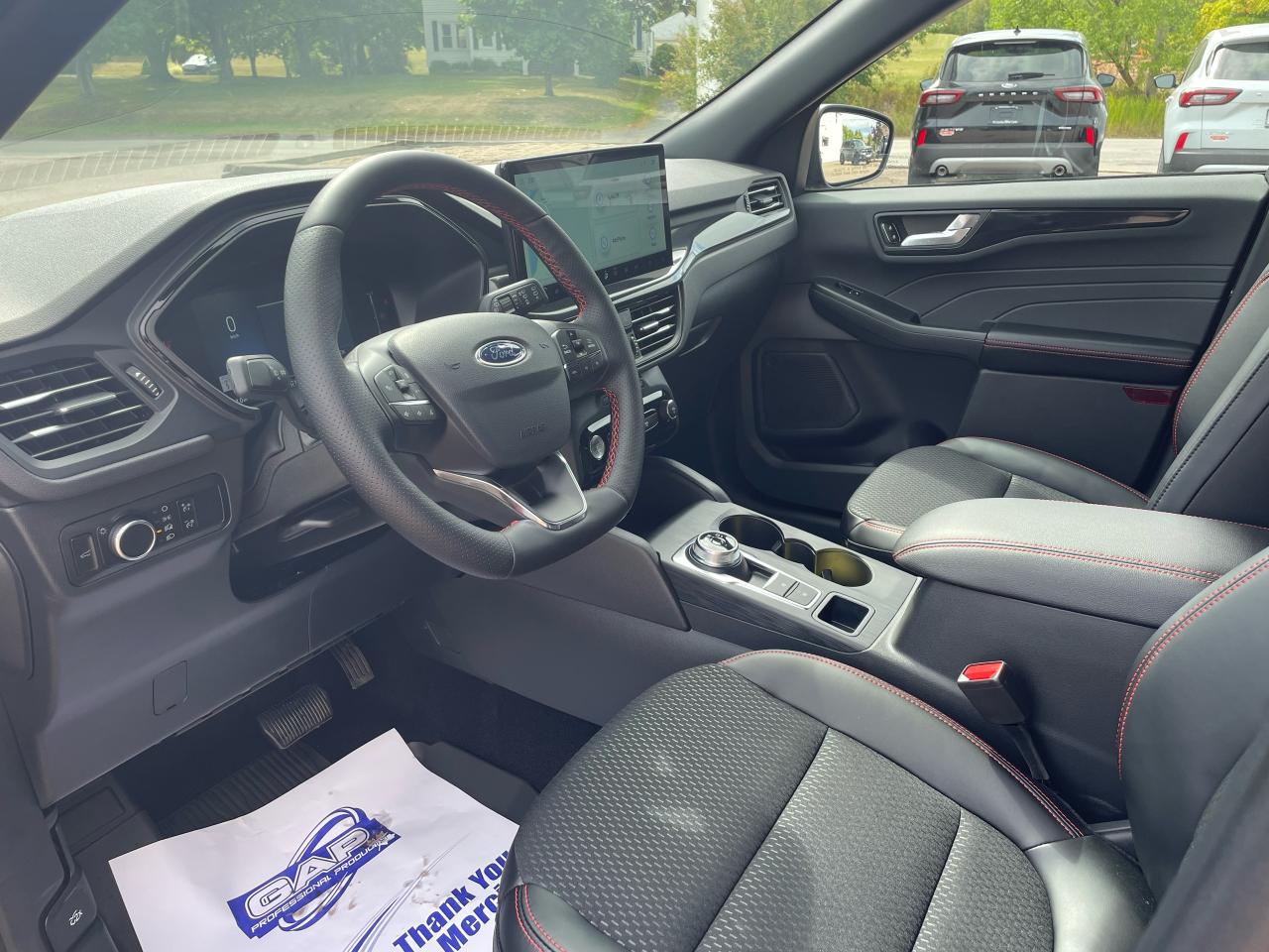 2025 Ford Escape ST-Line Photo5