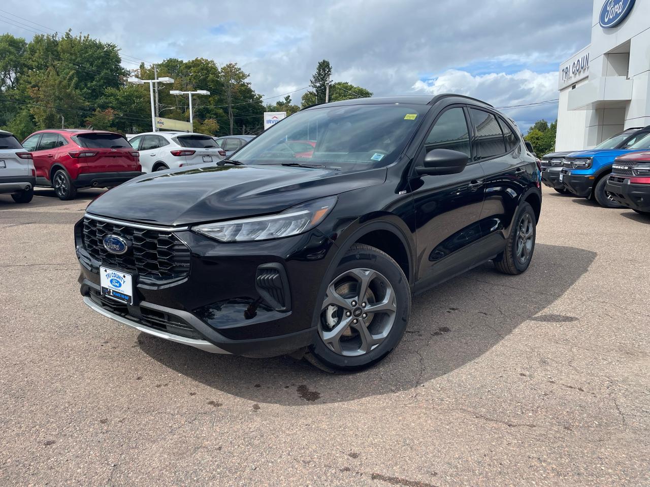 2025 Ford Escape ST-Line Photo5