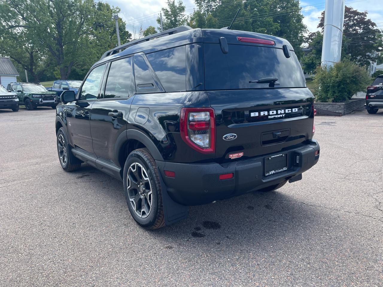 2025 Ford Bronco Sport Outer Banks Photo5