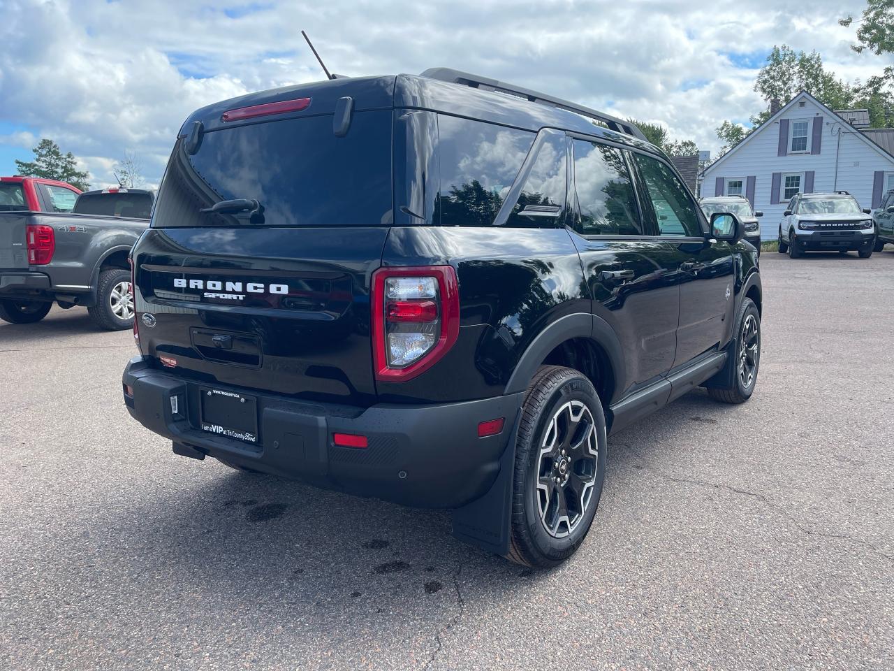 2025 Ford Bronco Sport Outer Banks Photo5