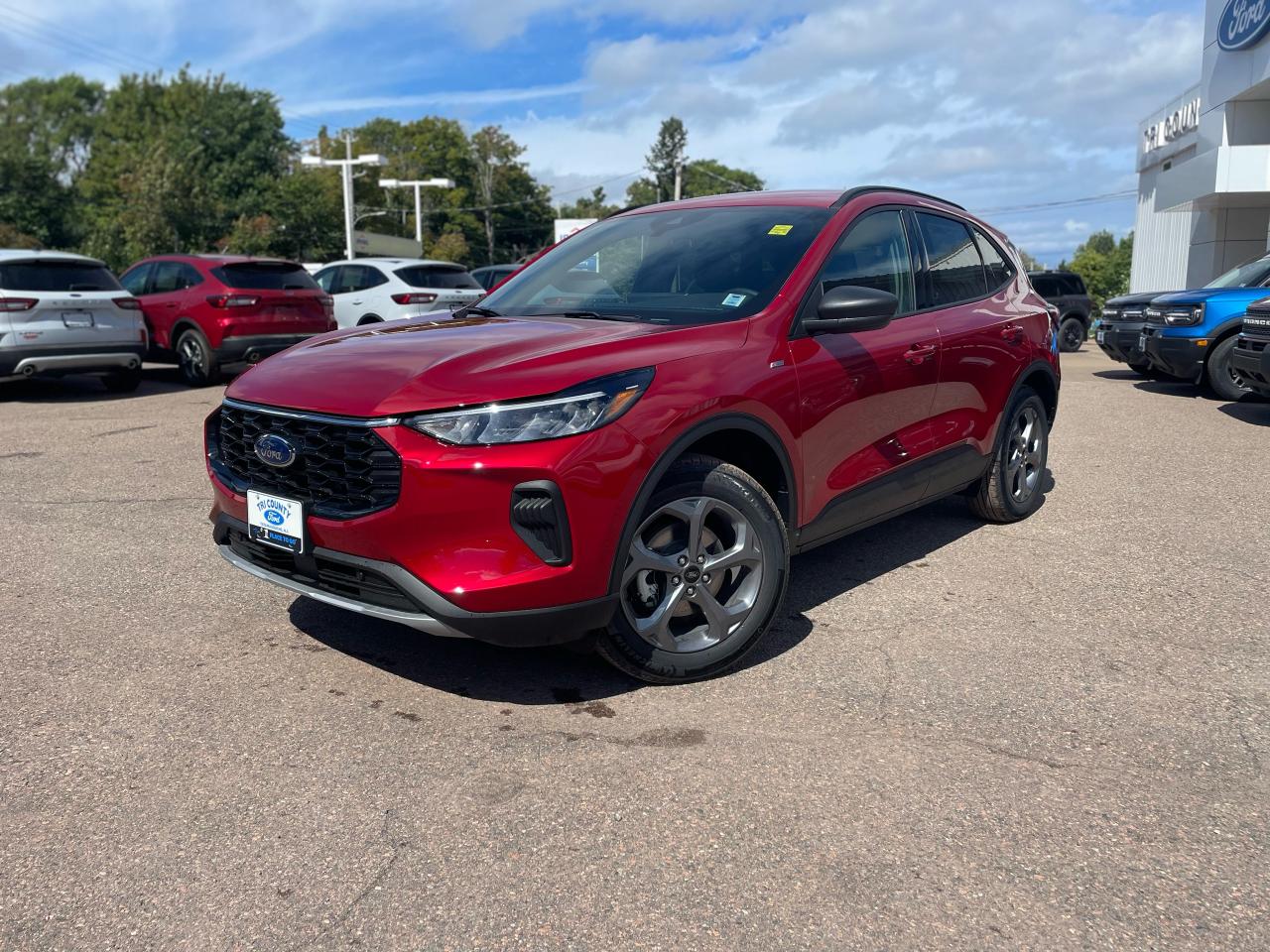 2025 Ford Escape ST-Line Photo2