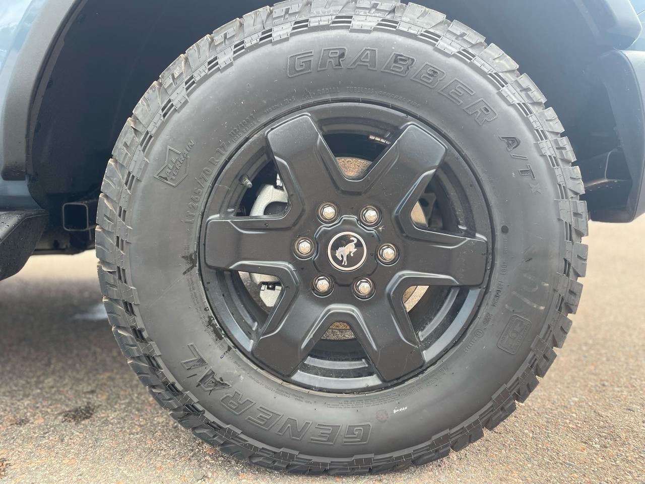 2025 Ford Bronco Outer Banks Photo5