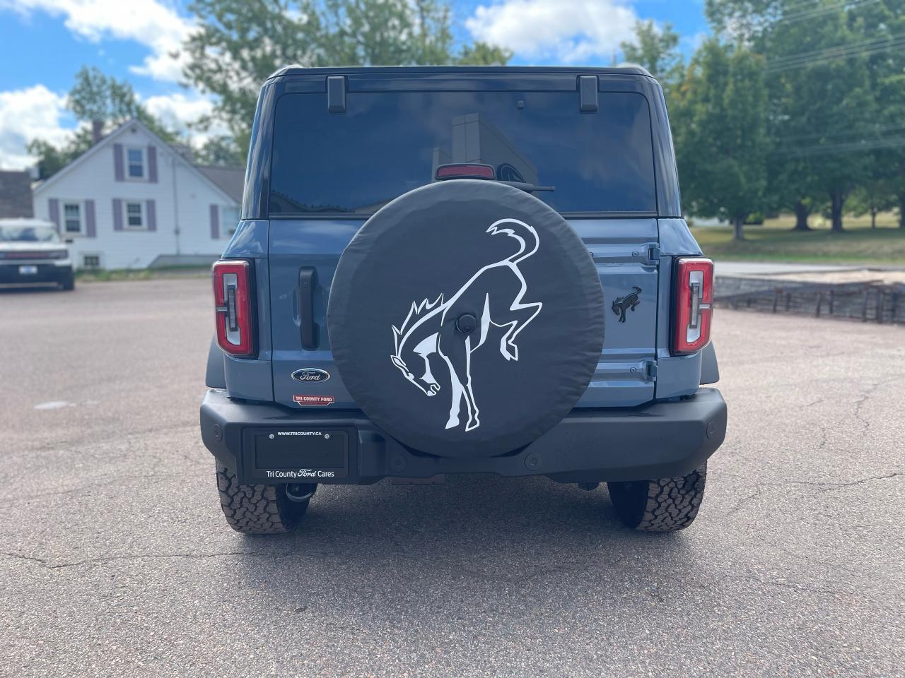 2025 Ford Bronco Outer Banks Photo5