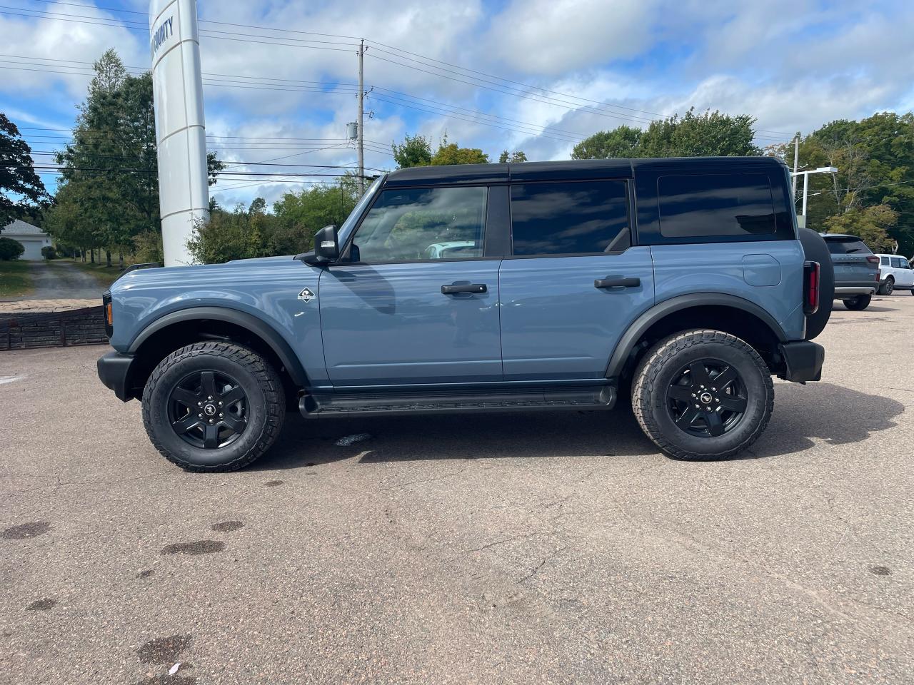2025 Ford Bronco Outer Banks Photo