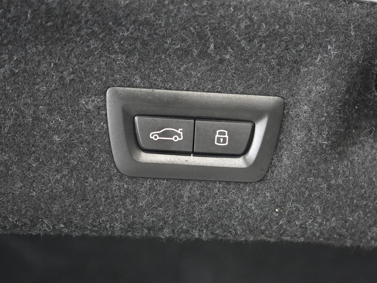 2024 BMW 4 Series M440i Coupe/HUD/HARMON K/DRIVE ASSIST/1 OWNER Photo