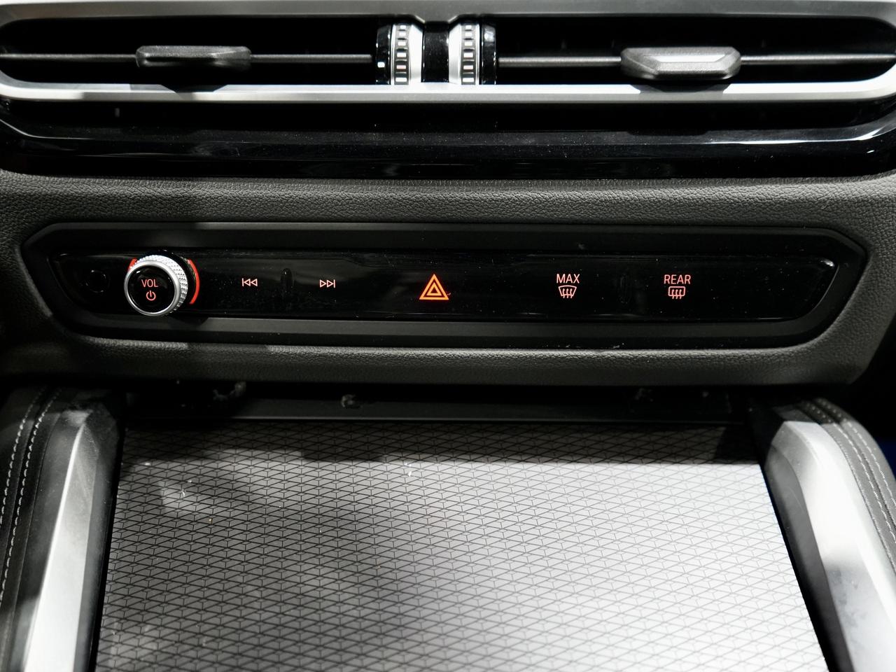 2024 BMW 4 Series M440i Coupe/HUD/HARMON K/DRIVE ASSIST/1 OWNER Photo