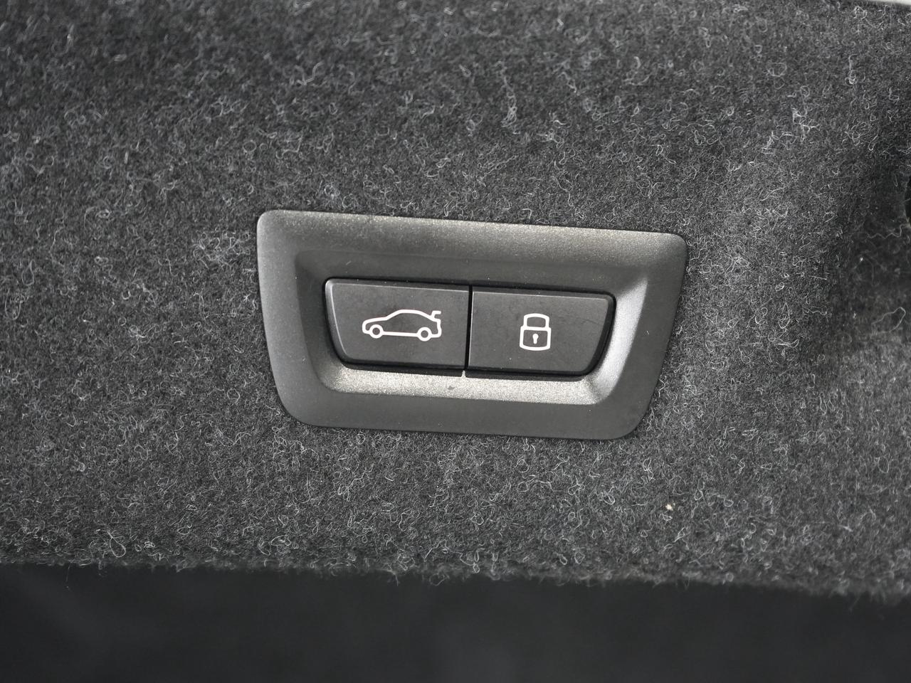 2024 BMW 4 Series M440i Coupe/HUD/HARMON K/DRIVE ASSIST/1 OWNER Photo