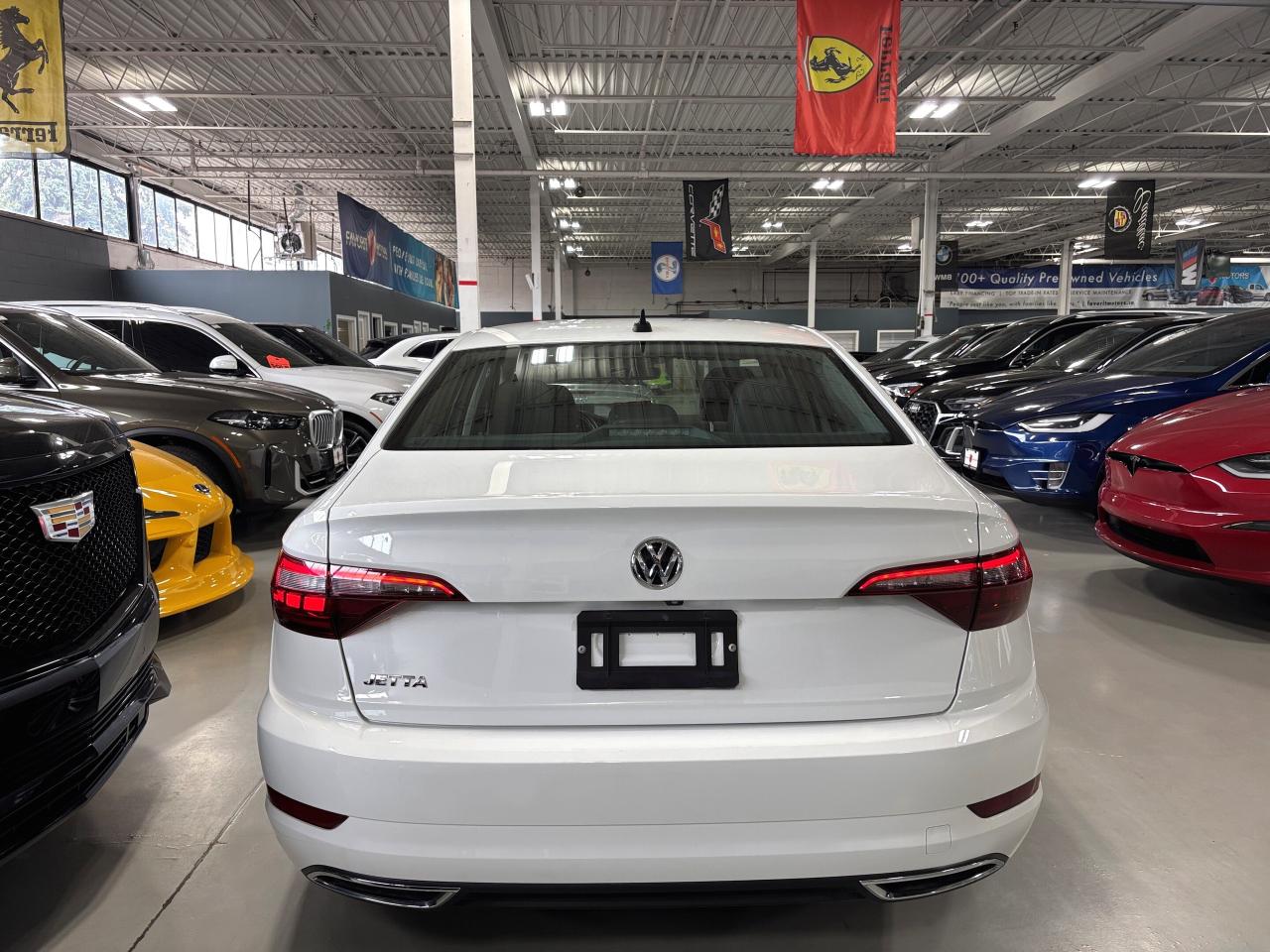 2021 Volkswagen Jetta Execline|NAV|BEATSAUDIO|AMBIENT|LEATHER|SUNROOF|++ - Photo #5