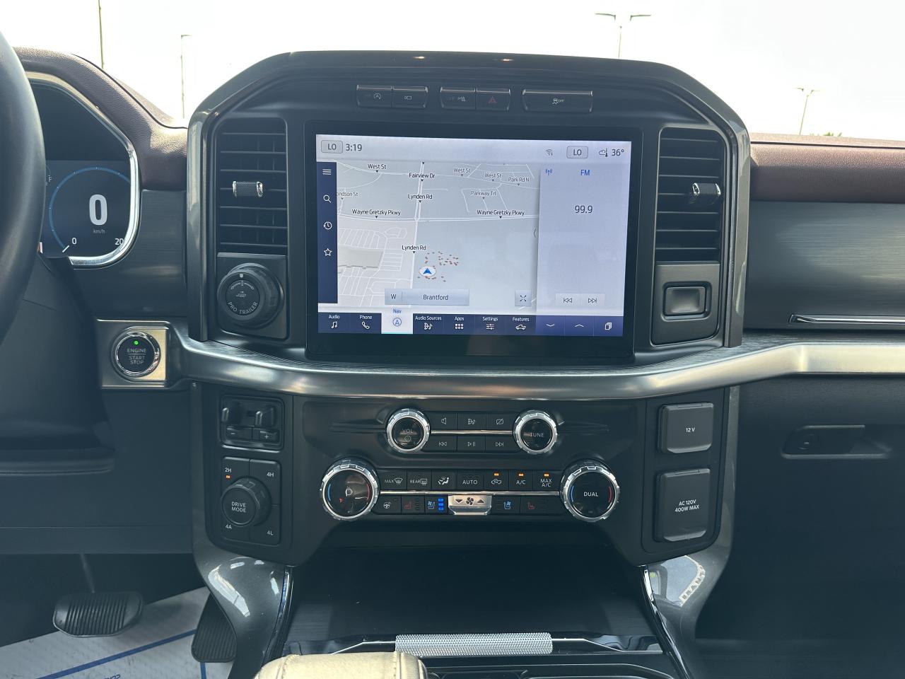 2023 Ford F-150 Lariat Photo