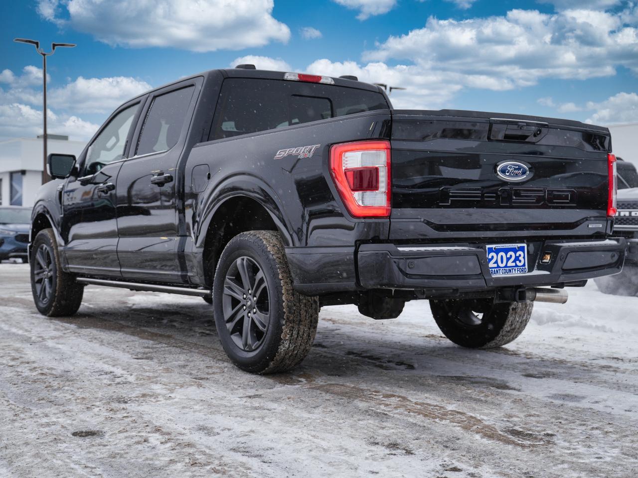 2023 Ford F-150 LARIAT | V6 | LEATHER | 4X4 | NAVI 12 " DISPLAY Photo