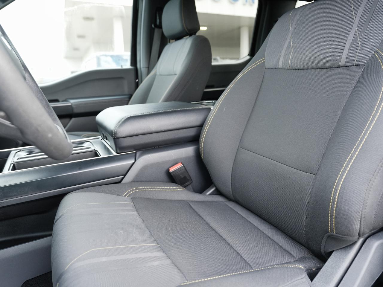 2023 Ford F-150 LARIAT | V6 | LEATHER | 4X4 | NAVI 12 " DISPLAY Photo