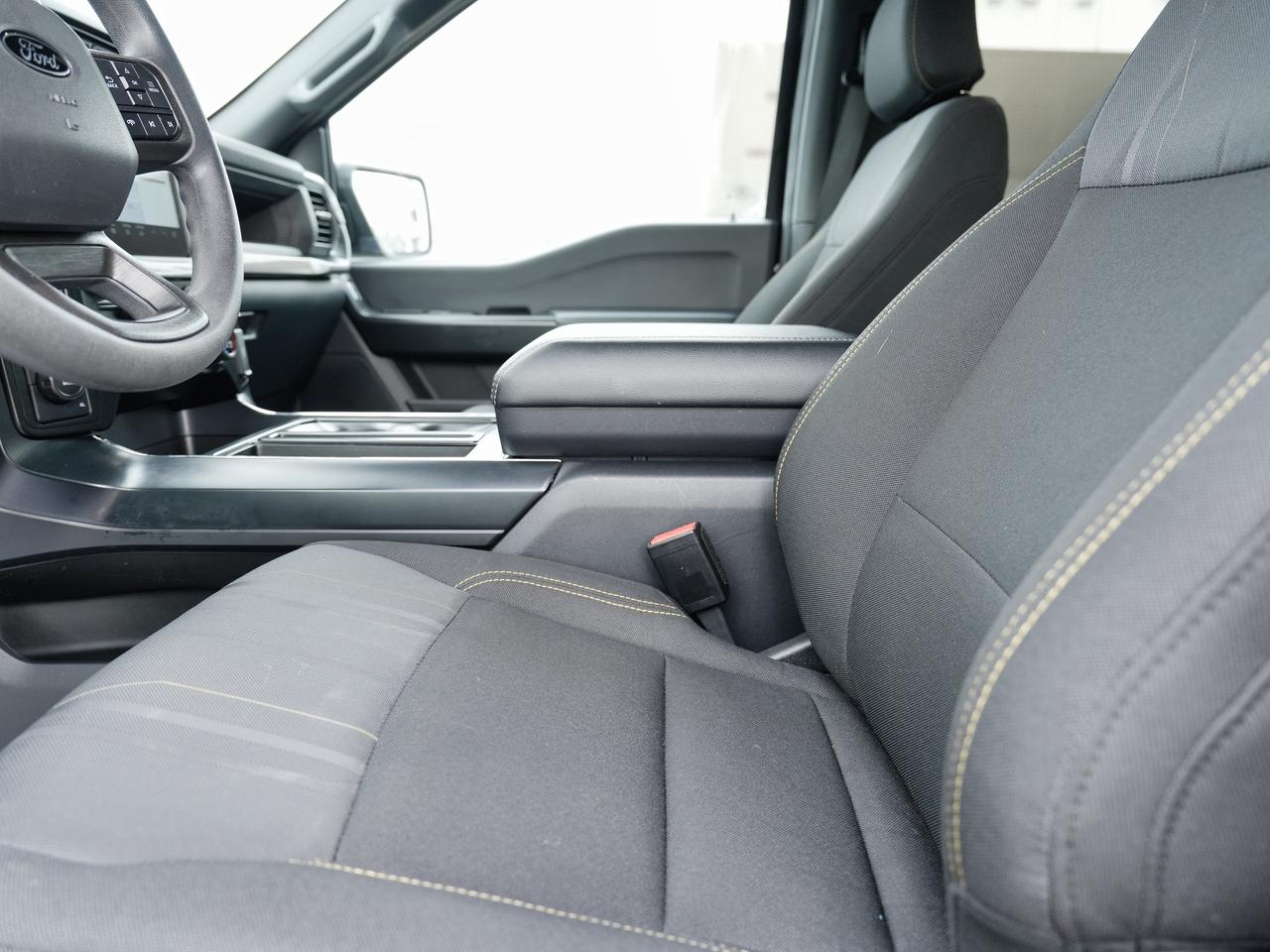 2023 Ford F-150 LARIAT | V6 | LEATHER | 4X4 | NAVI 12 " DISPLAY Photo