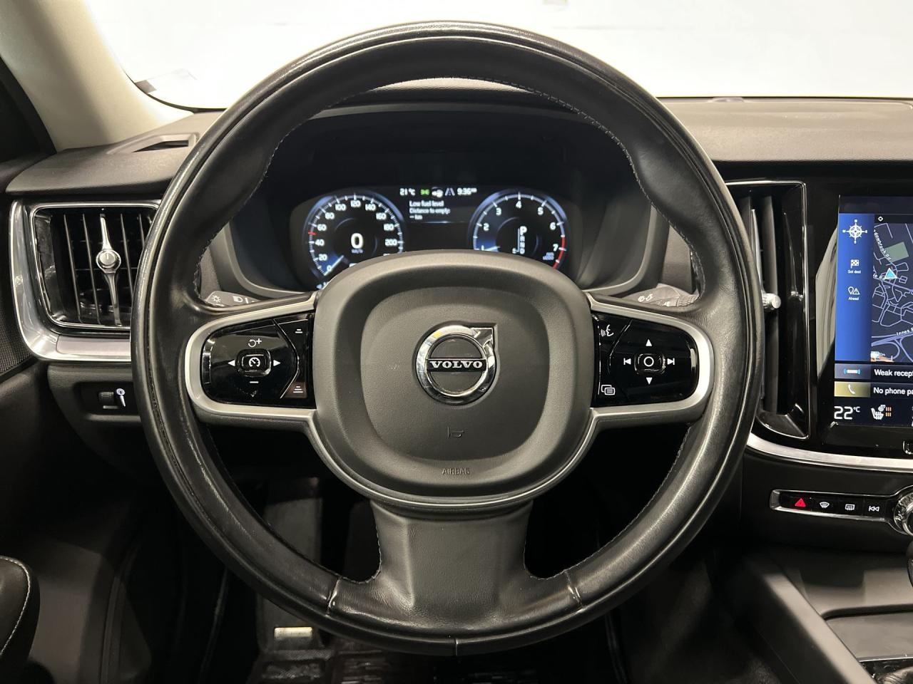 2020 Volvo S60 HTD LEATHER| PANO ROOF| 360 CAM | CARPLAY| ALLOYS Photo