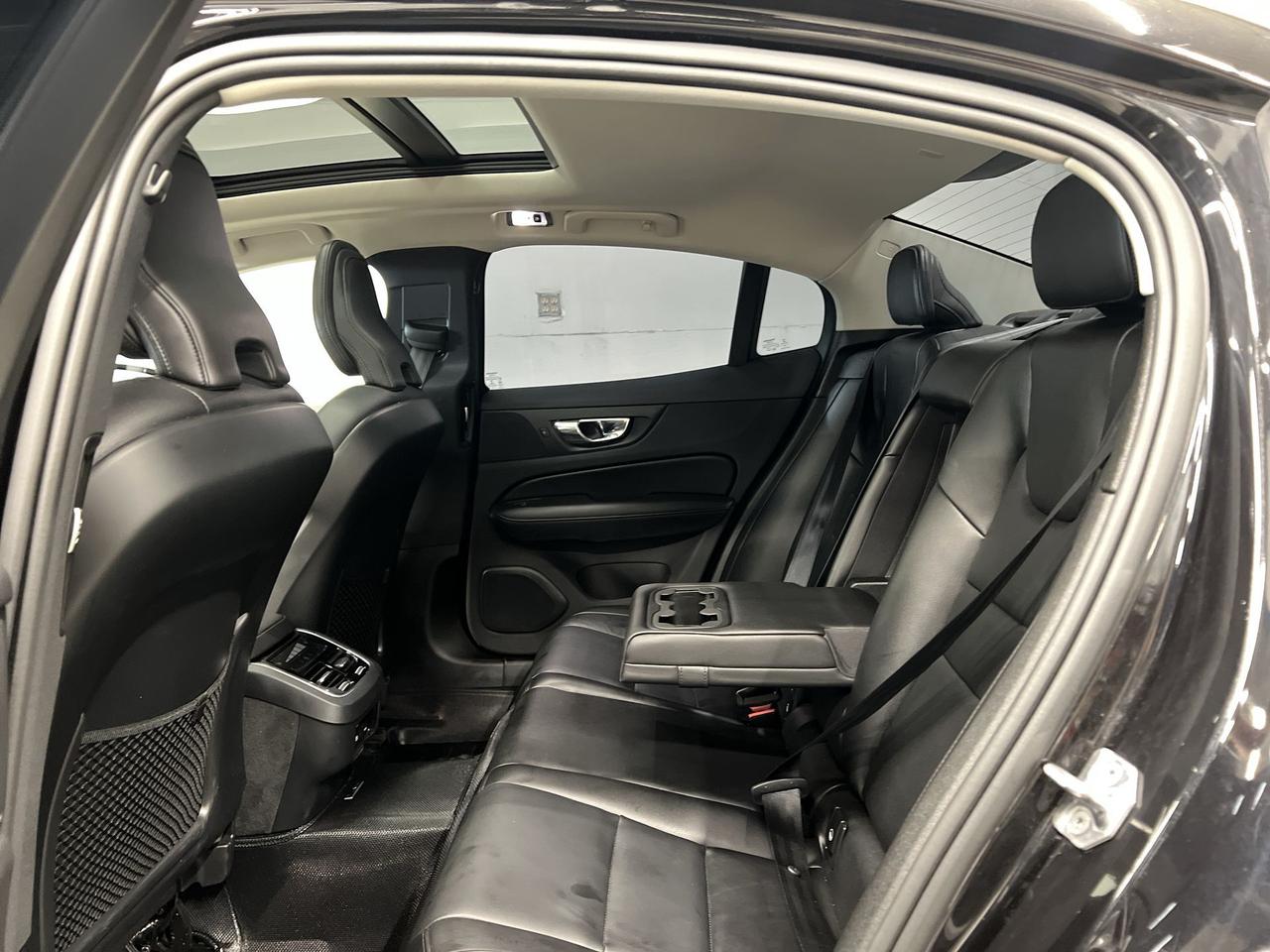 2020 Volvo S60 HTD LEATHER| PANO ROOF| 360 CAM | CARPLAY| ALLOYS Photo