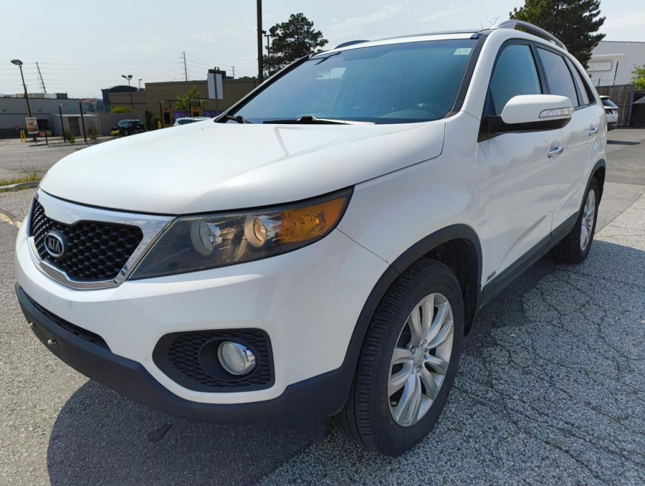 Used 2011 Kia Sorento EX V6 All-wheel Drive Sport Utility Automatic for sale in Mississauga, ON