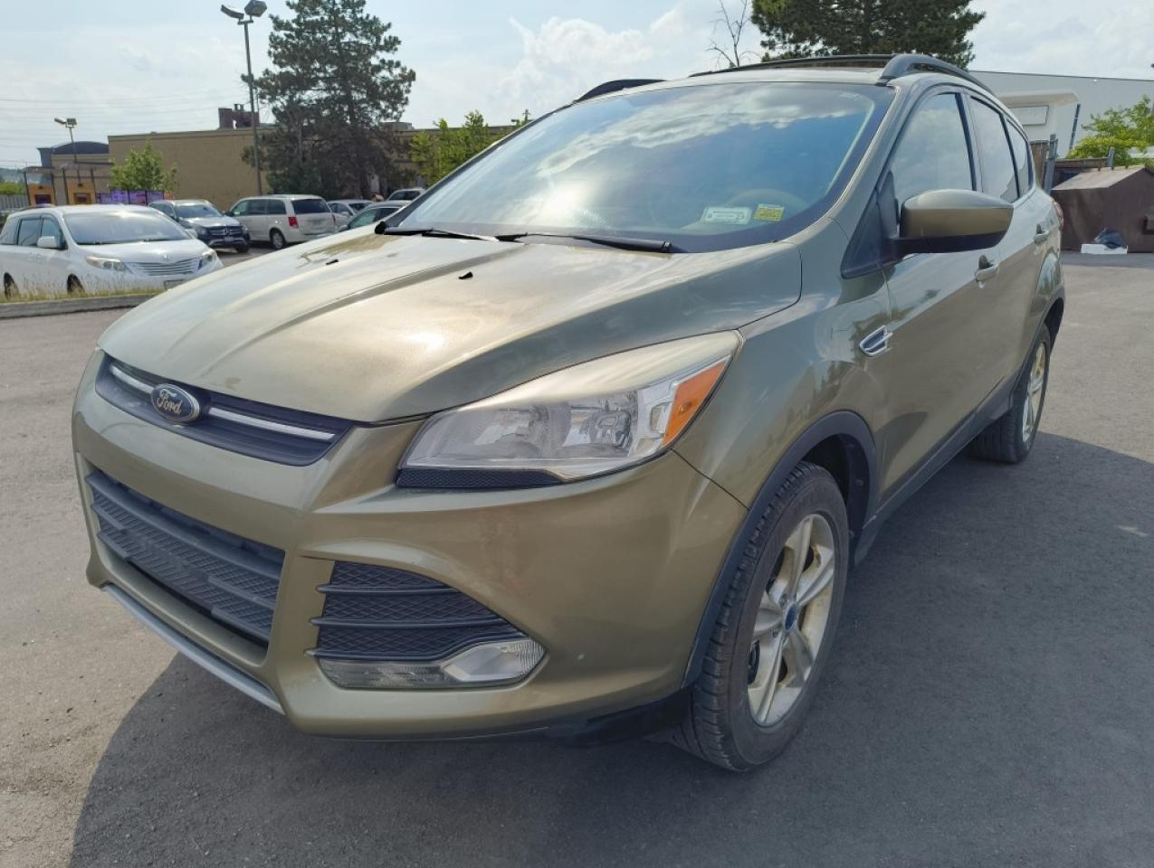 Used 2013 Ford Escape Titanium 4dr 4x4 Automatic for sale in Mississauga, ON