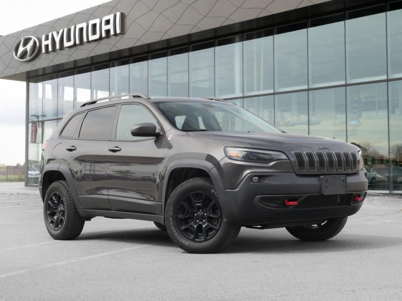 Used 2020 Jeep Cherokee Trailhawk  - Navigation - $162 B/W for sale in Nepean, ON