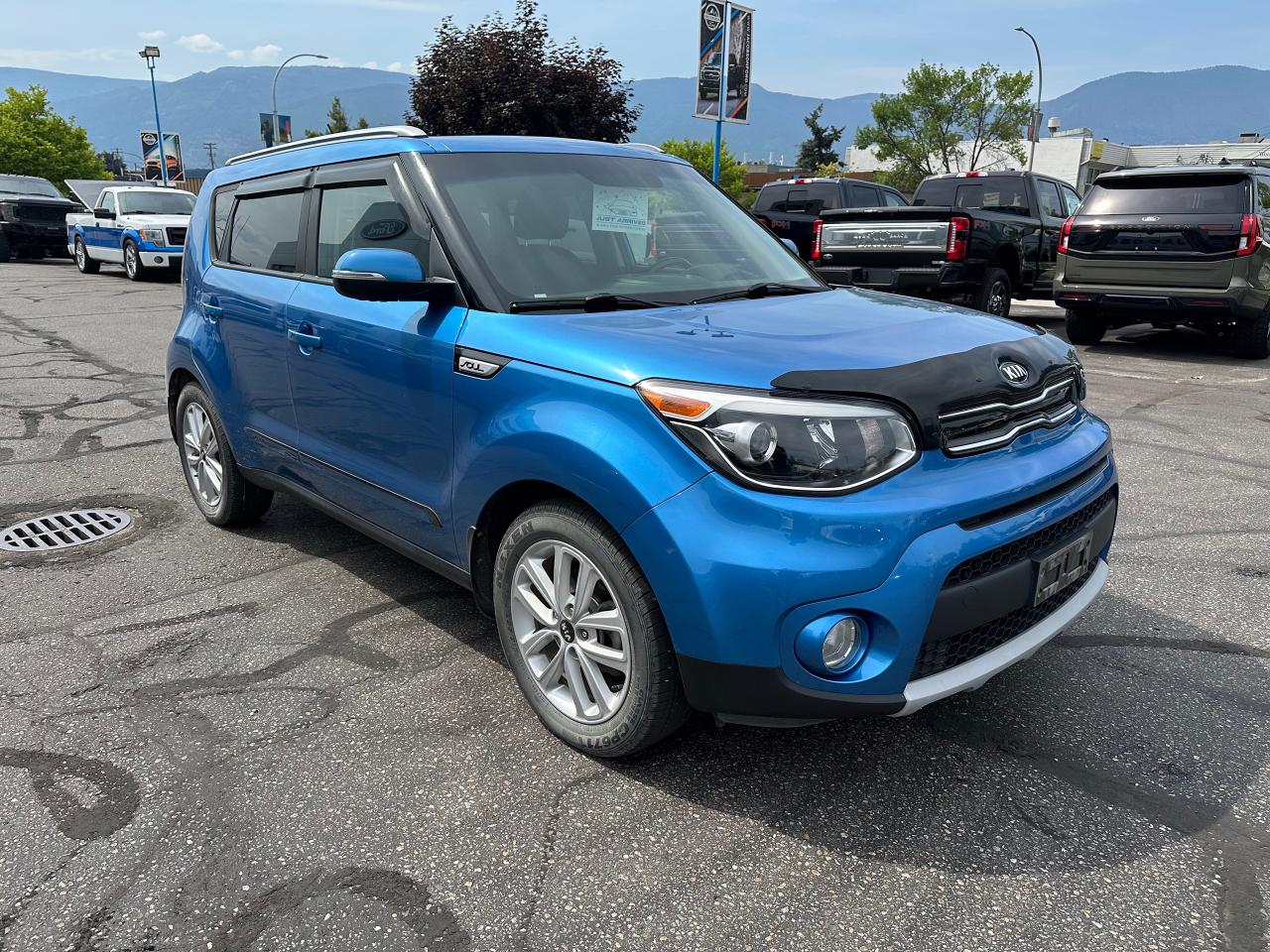 2019 Kia Soul EX Photo2