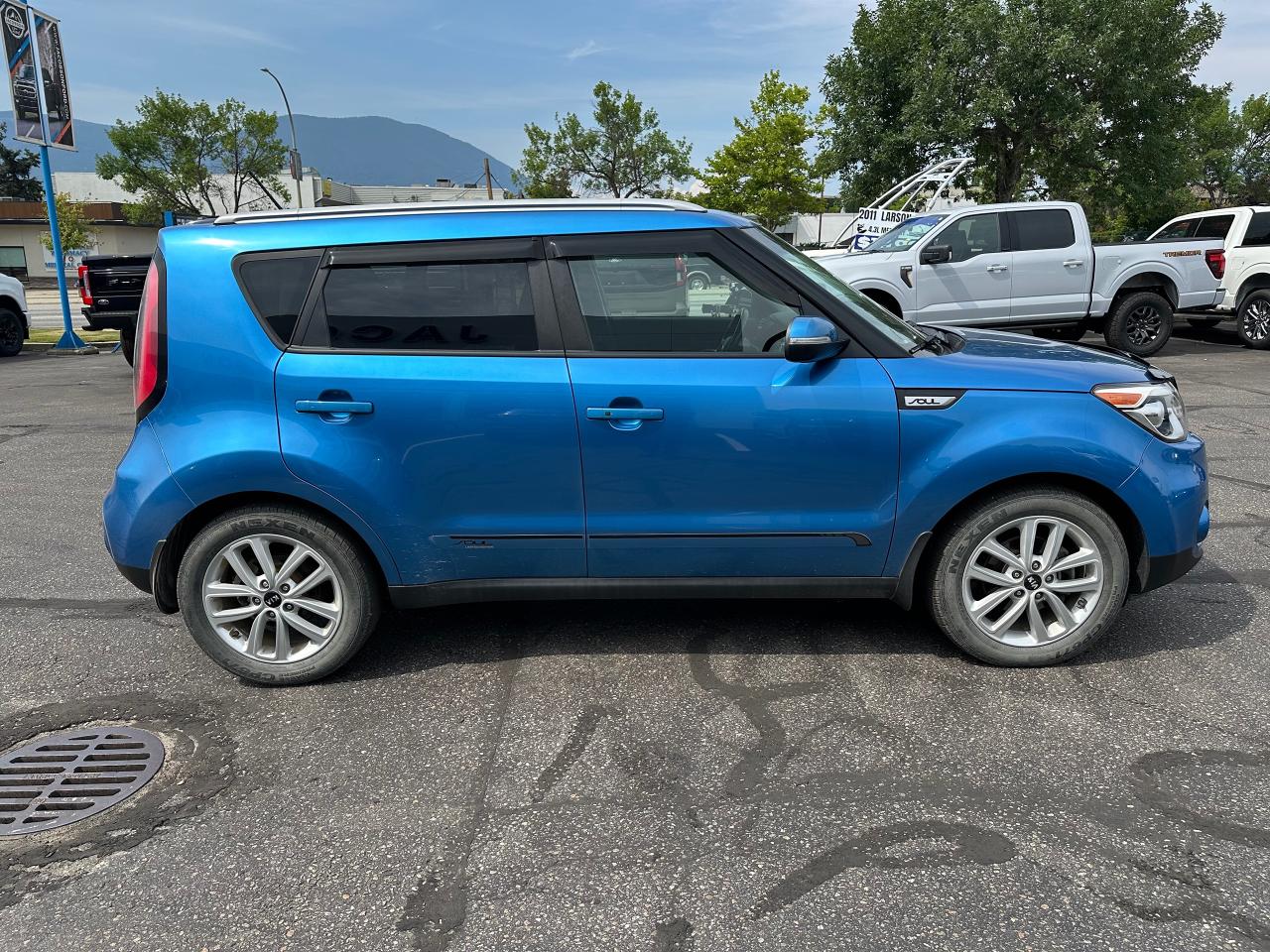 2019 Kia Soul EX Photo3
