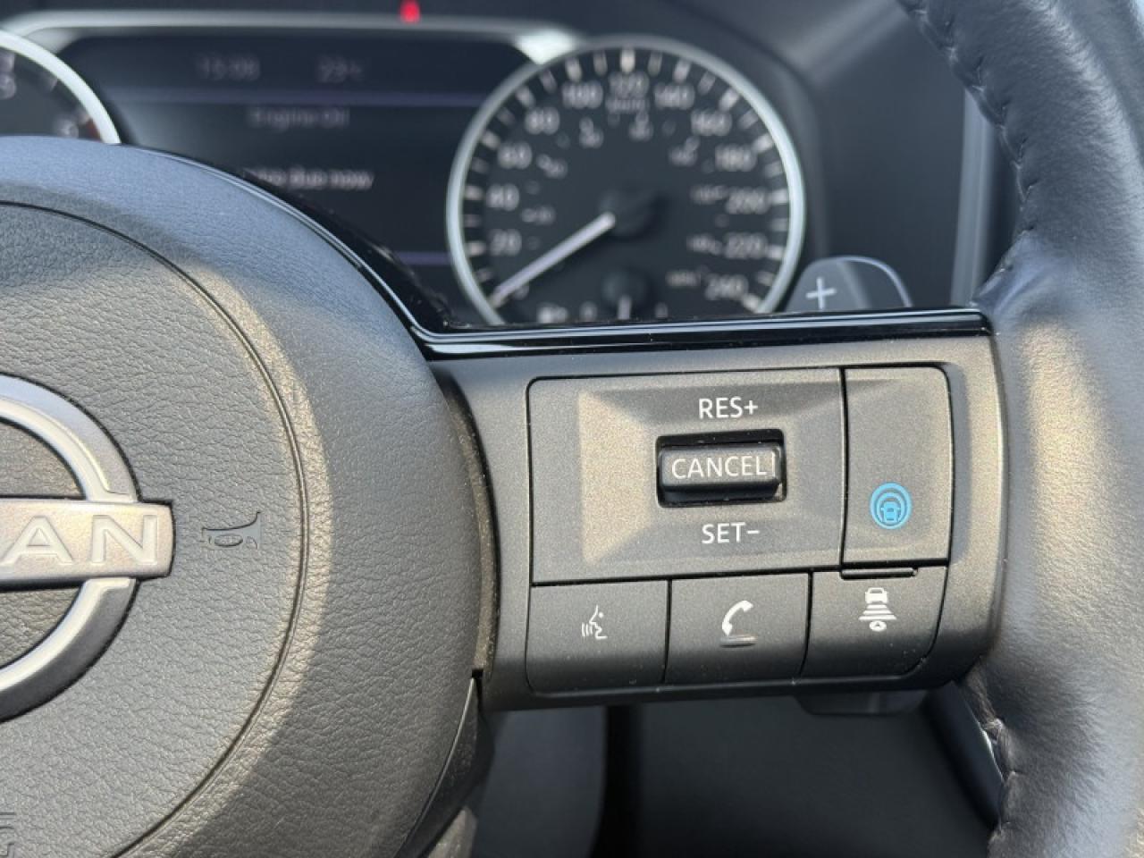 2023 Nissan Rogue SV MOONROOF  - Moonroof -  Apple CarPlay Photo