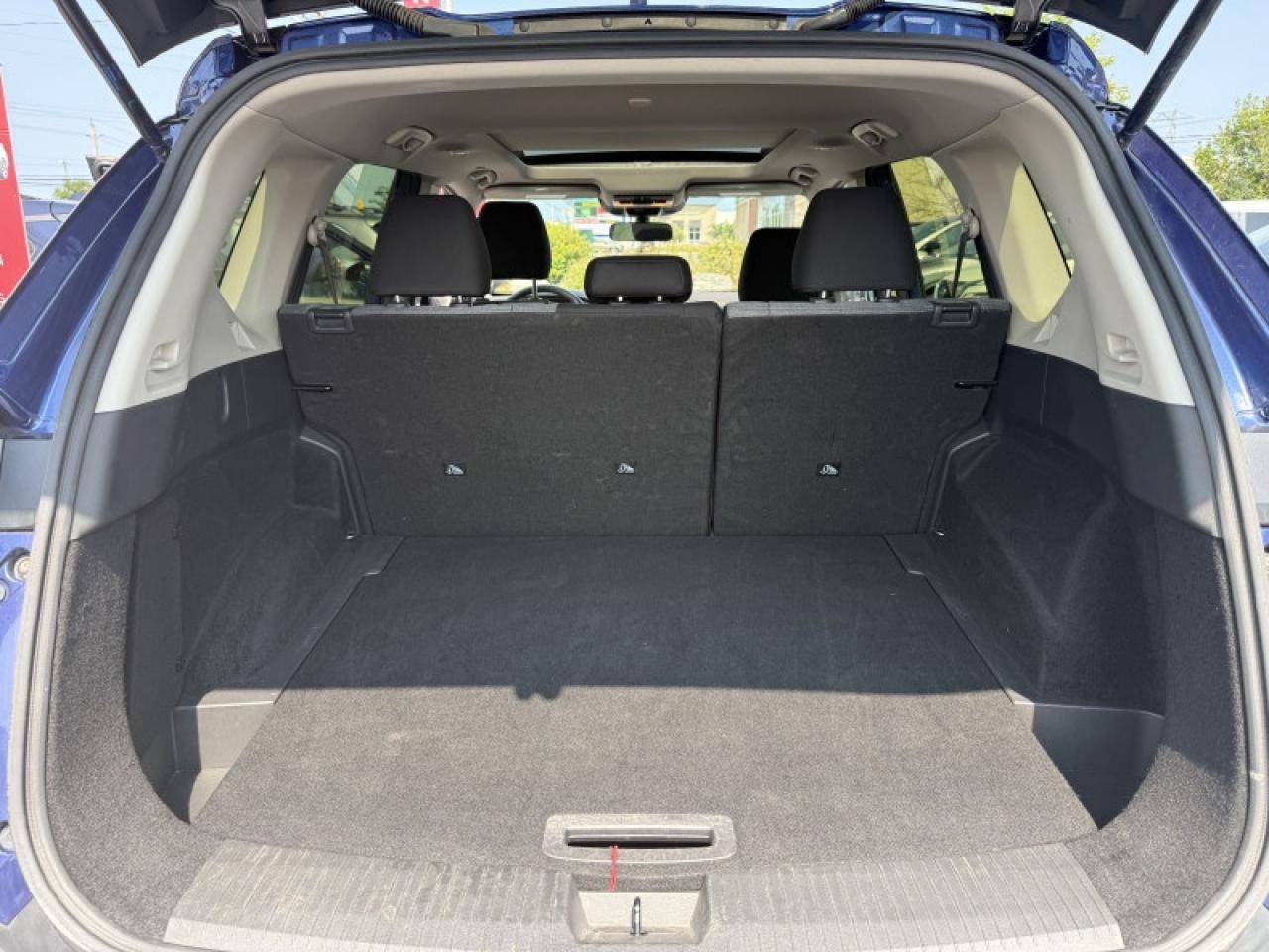 2023 Nissan Rogue SV MOONROOF  - Moonroof -  Apple CarPlay Photo