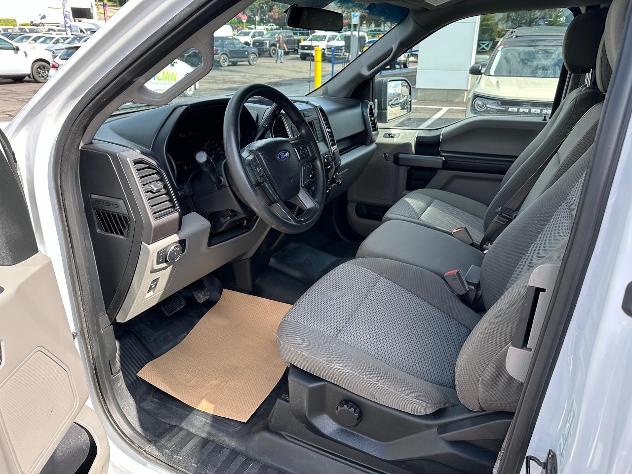 2018 Ford F-150 XLT Photo5