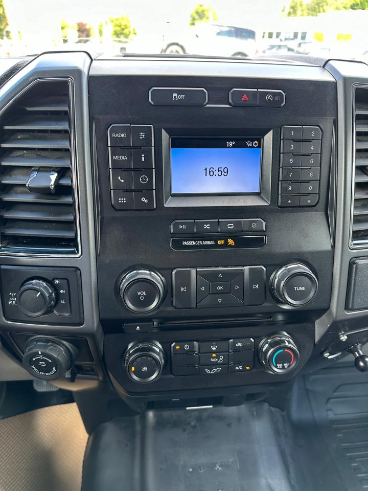2018 Ford F-150 XLT Photo5