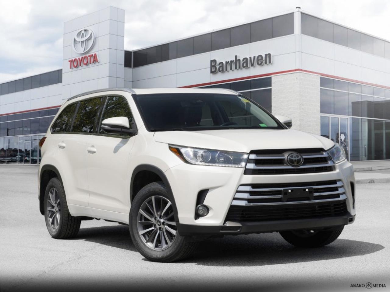 Used 2018 Toyota Highlander XLE AWD  - Navigation -  Sunroof - $274 B/W for sale in Ottawa, ON
