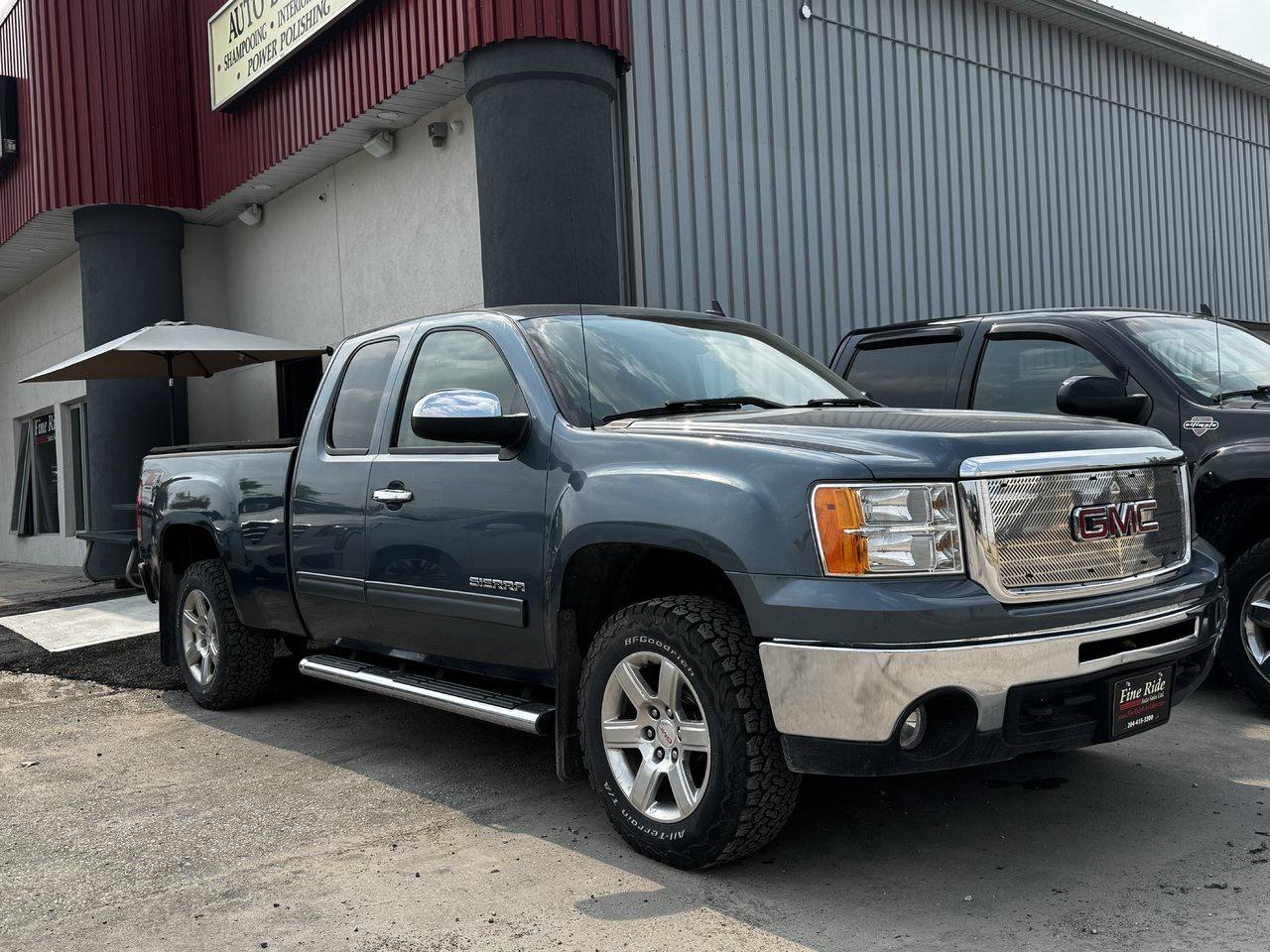 Used 2013 GMC Sierra 1500 SLT for sale in West Saint Paul, MB
