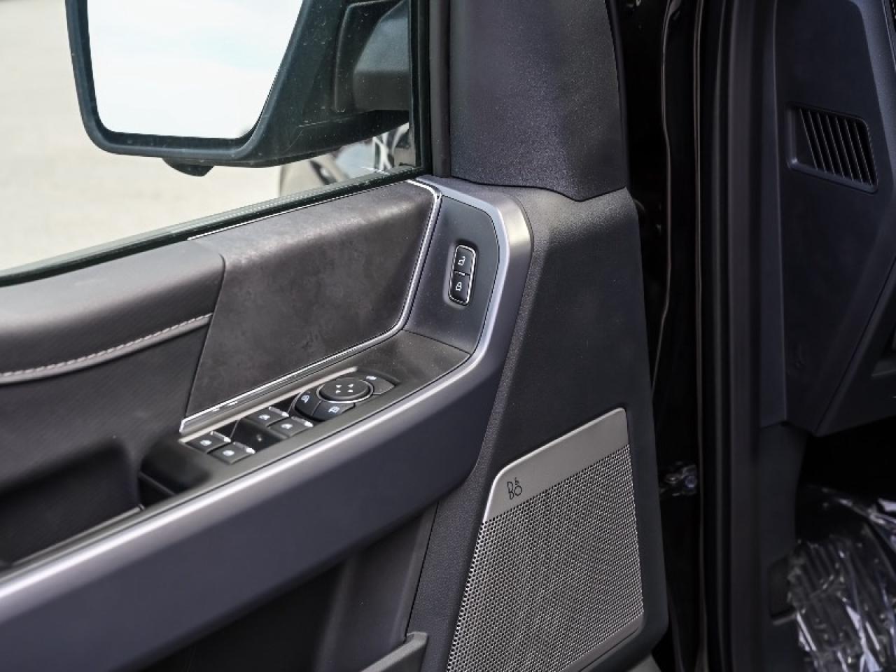 2025 Ford F-150 XLT Photo