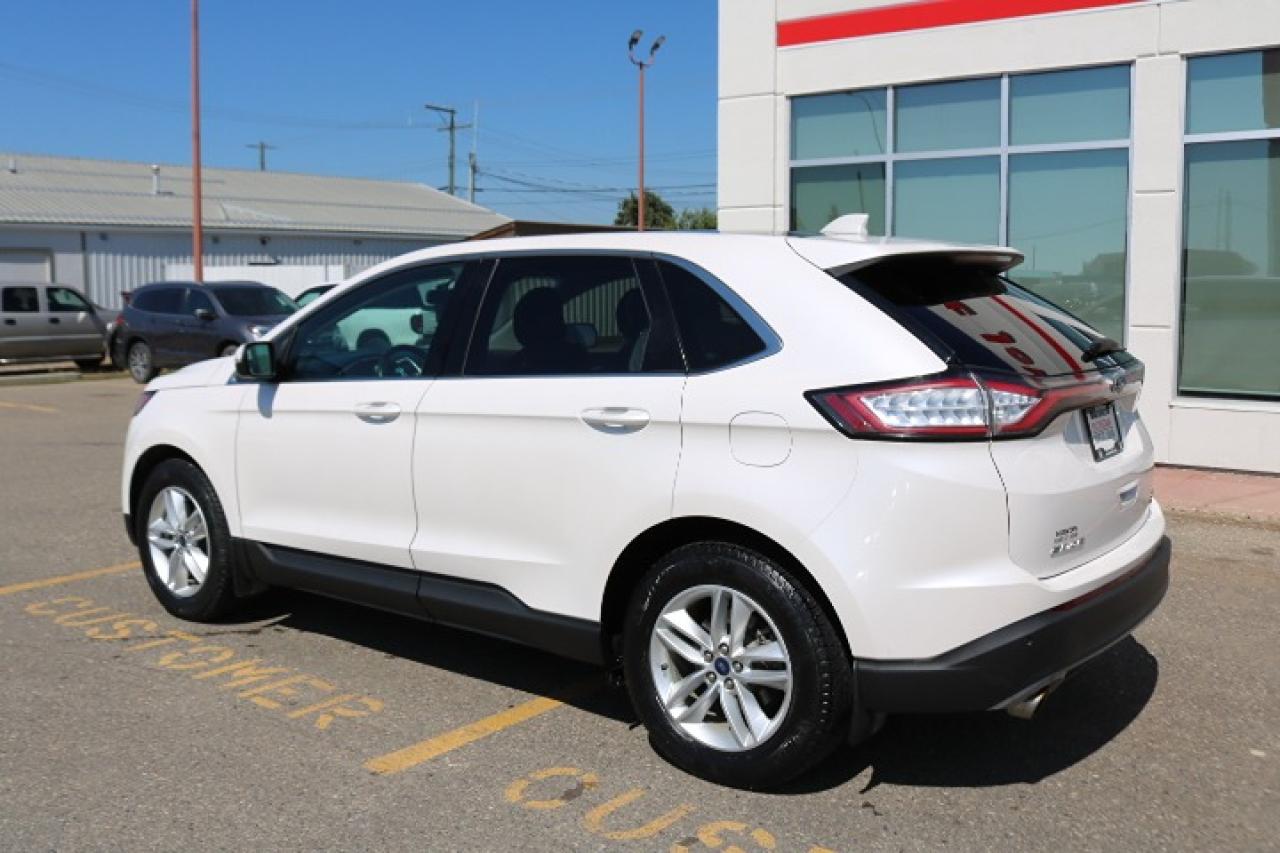2017 Ford Edge SEL Photo