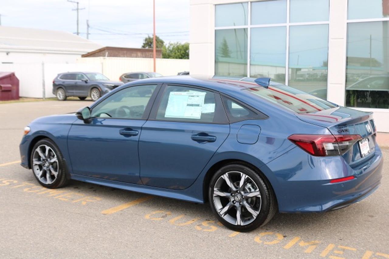 2026 Honda Civic Hybrid Photo3