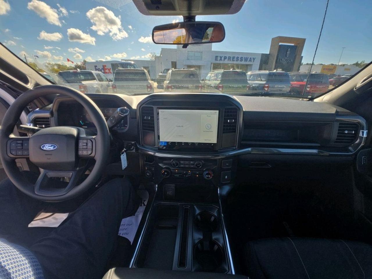 2025 Ford F-150 STX Photo5