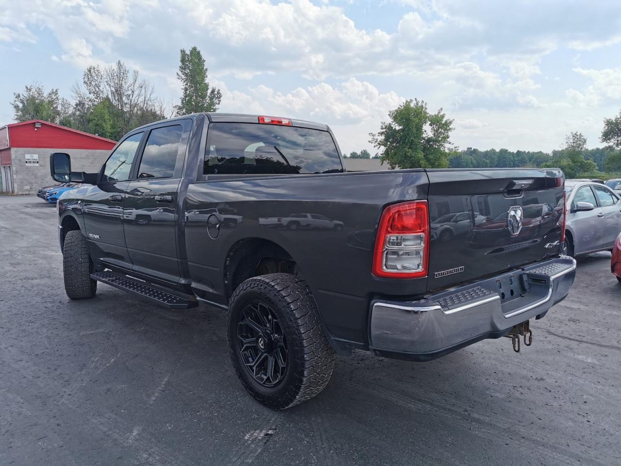 2019 RAM 3500 Big Horn - Photo #3