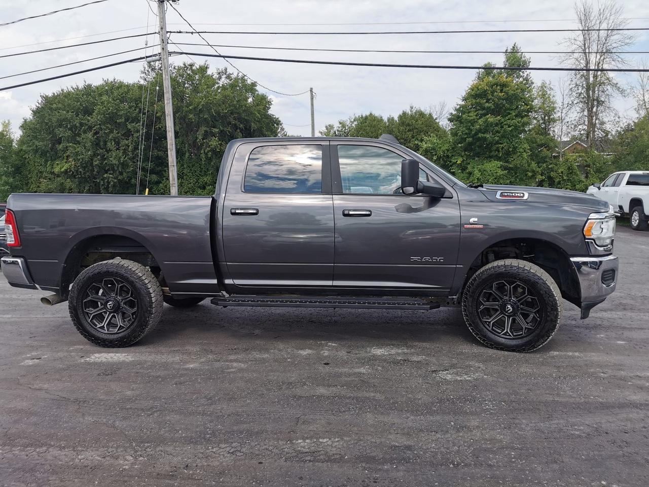 2019 RAM 3500 Big Horn Photo