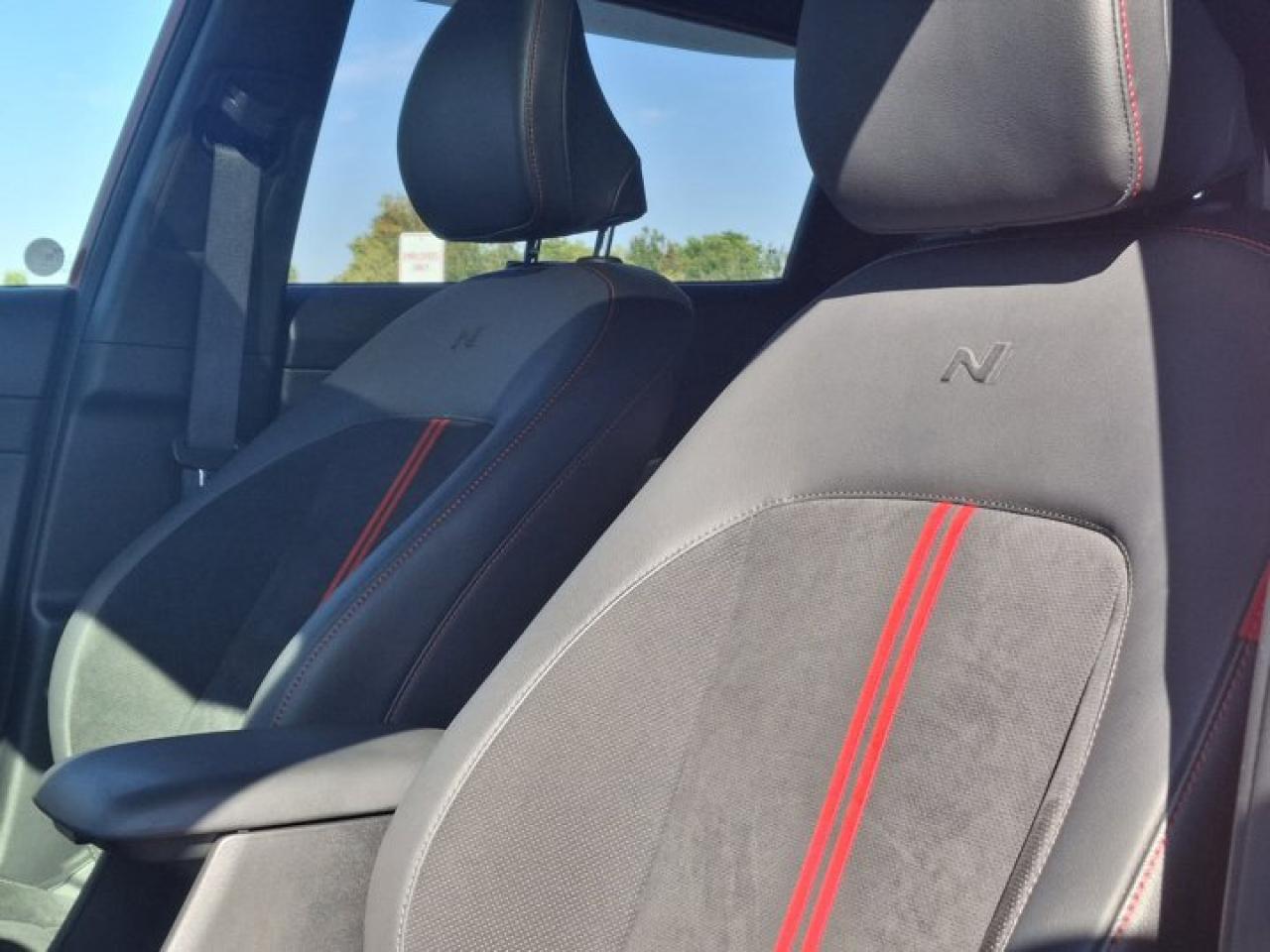 2025 Hyundai KONA N Line AWD | Sunroof | Heated Wheel + Seats | Adaptive Cruise | 19" Wheels | and More ! Photo