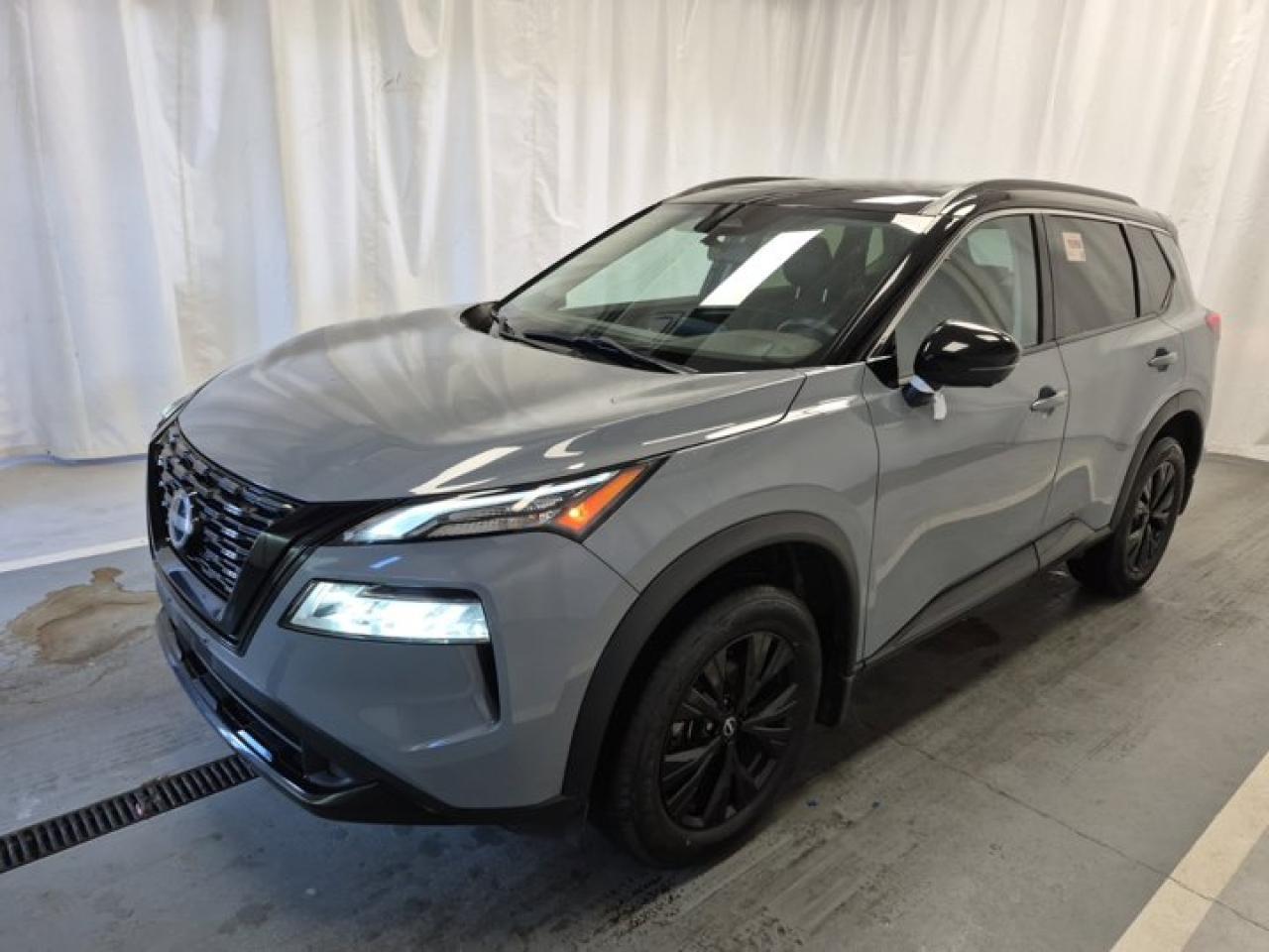 Used 2023 Nissan Rogue SV Midnight Edition AWD | Pano Roof | Leatherette | Heated Seats + Steering | Keyless Entry & More ! for sale in Guelph, ON