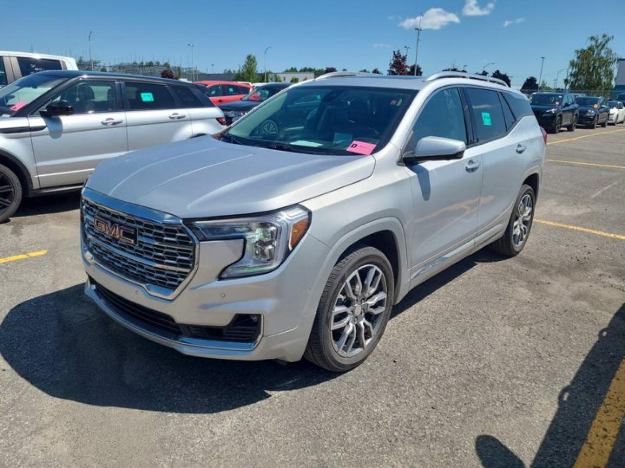 Used 2022 GMC Terrain Denali AWD | Leather | Sunroof | Nav | Cooled + Heated Seats | CarPlay + Android | Rear Cam & More ! for sale in Guelph, ON