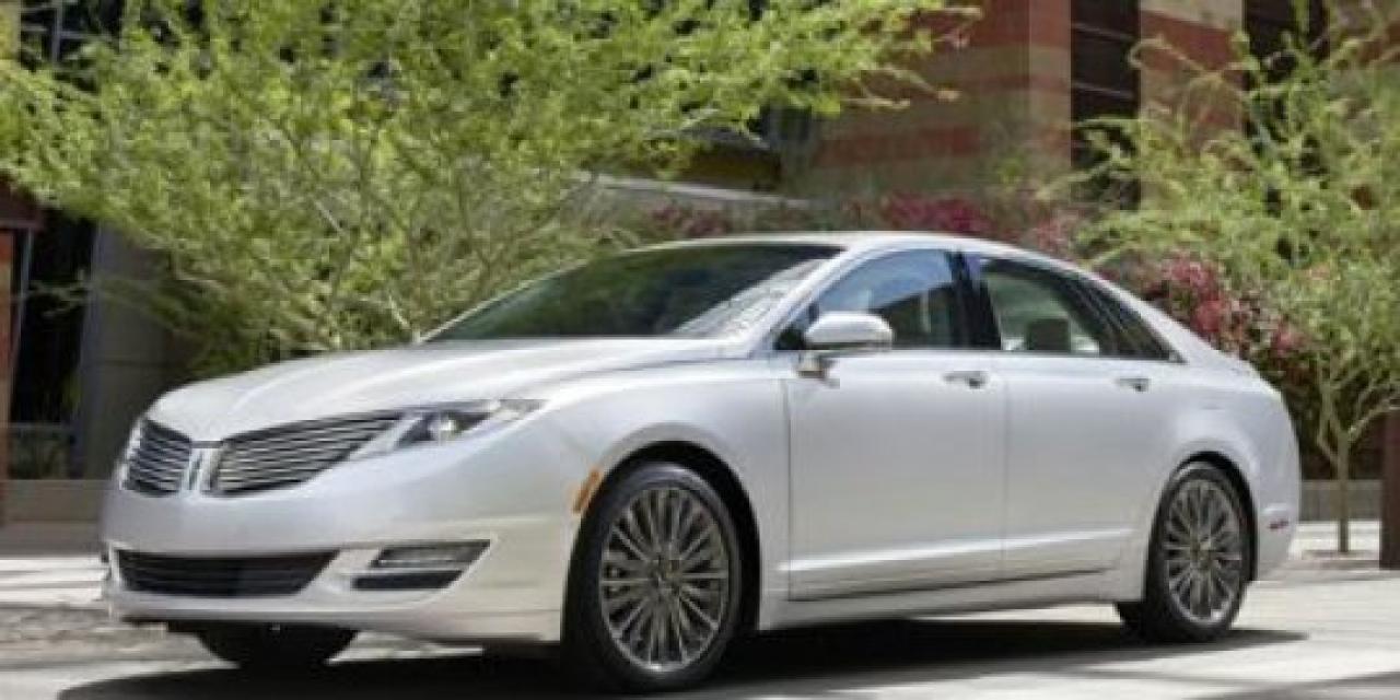 Used 2014 Lincoln MKZ Hybrid **New Arrival** for sale in Winnipeg, MB