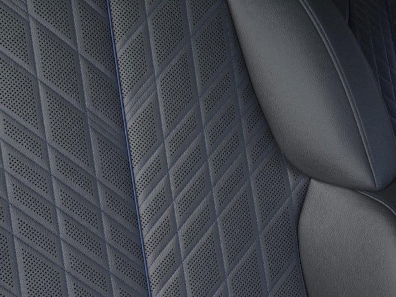 2026 Nissan Armada Platinum Reserve  - Sunroof - $755 B/W Photo