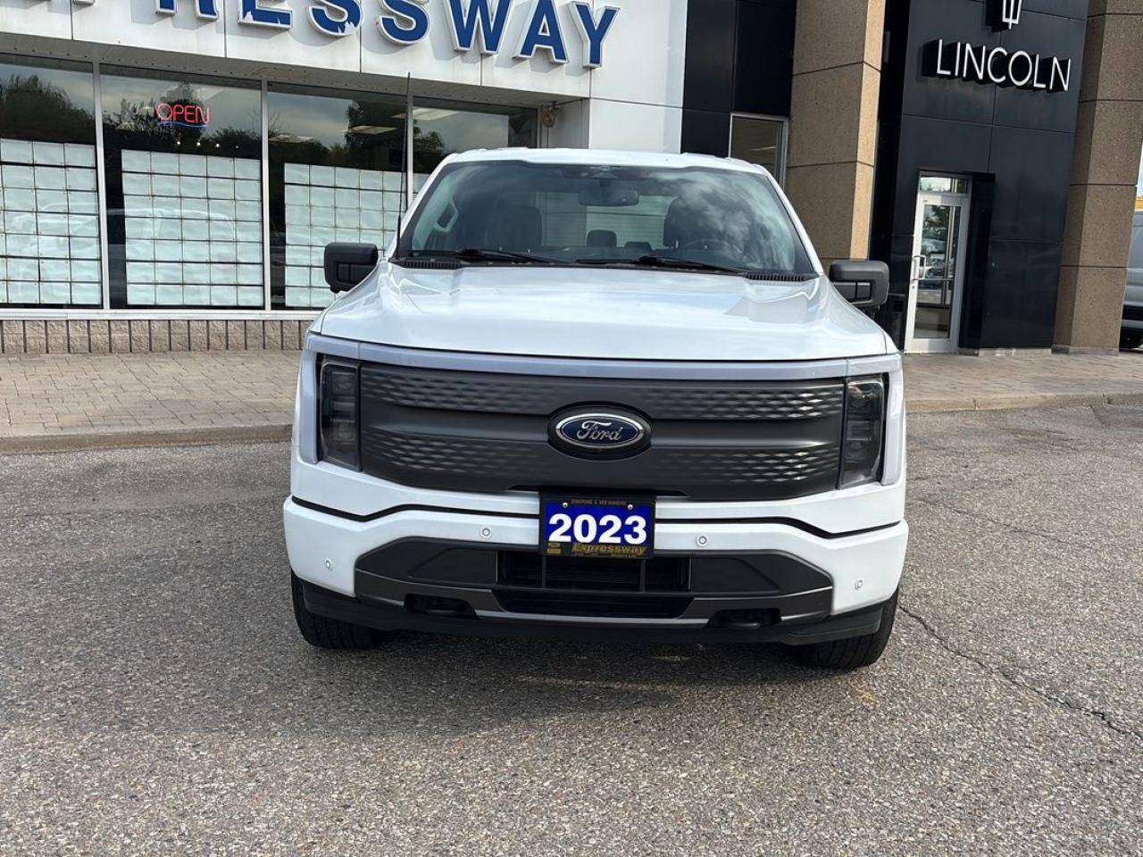 2023 Ford F-150 Lightning XLT Photo