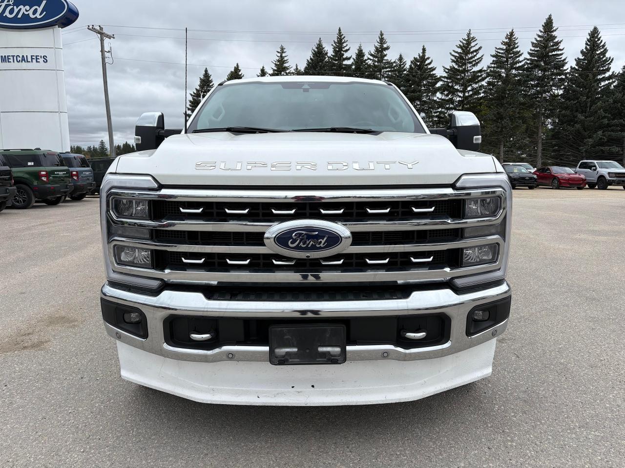 2023 Ford F-350 Super Duty SRW LARIAT 4WD CREW CAB 6.75' BOX Photo