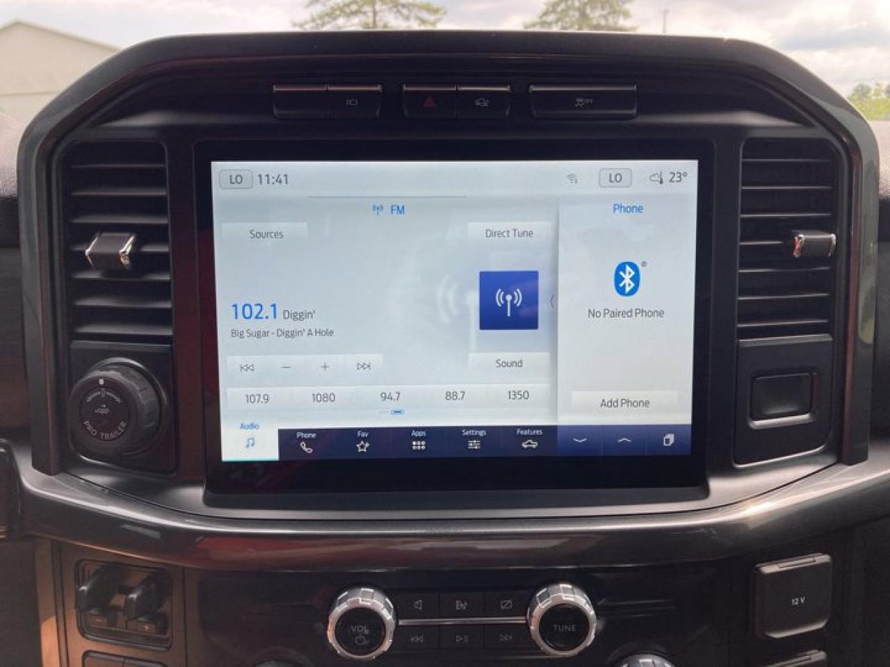 2022 Ford F-150 Tremor SuperCrew 5.5' Box 4WD Photo