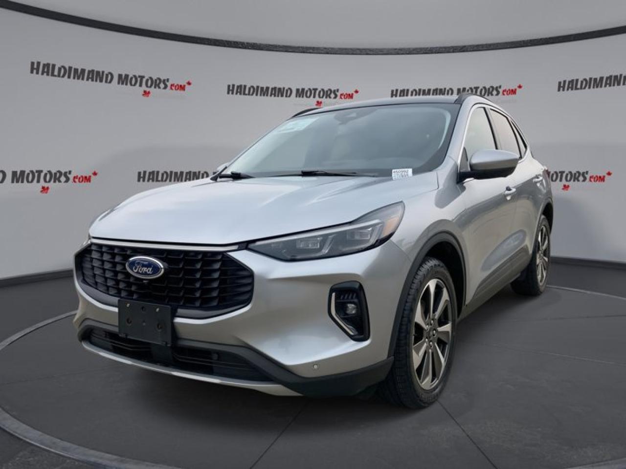 Used 2023 Ford Escape Platinum for sale in Cayuga, ON
